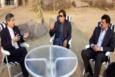 Imran Khan Met  Residence