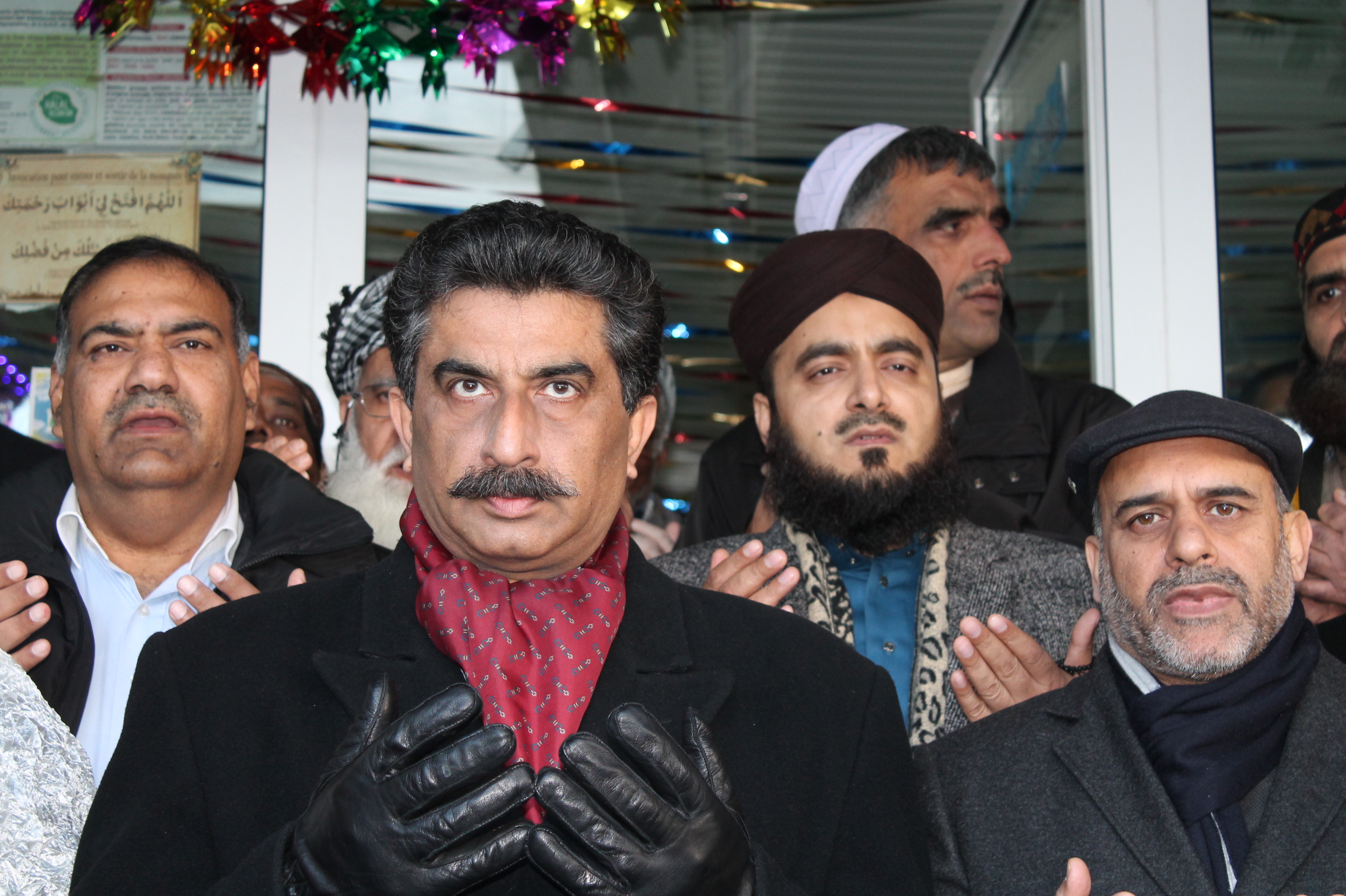 Celebrate Eid Milad – vilier le bell (33)