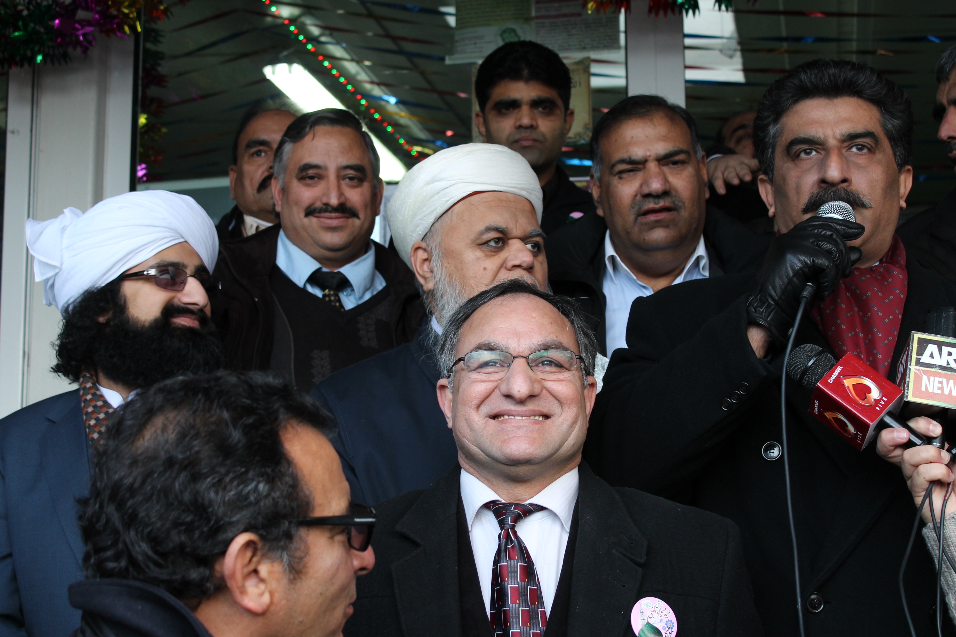 Celebrate Eid Milad – vilier le bell (18)