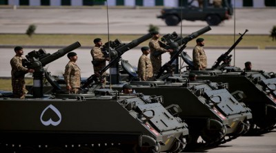 Pak Army Parade