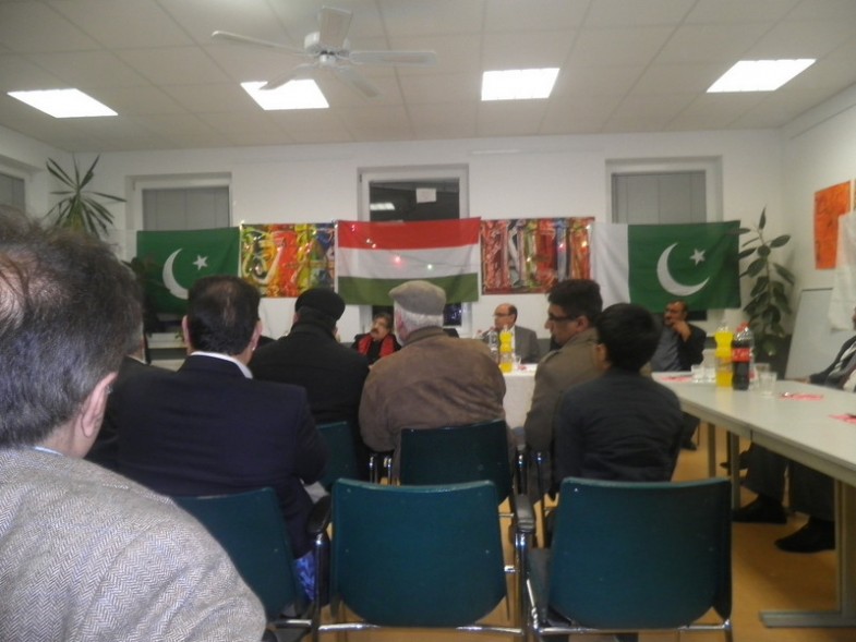 Pakistan Day, Flag Ceremoney