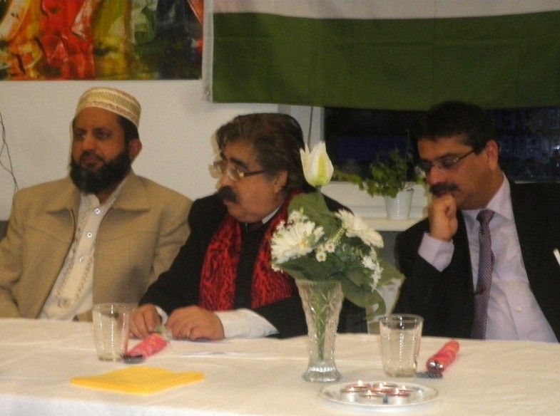 Pakistan Day, Flag Ceremoney