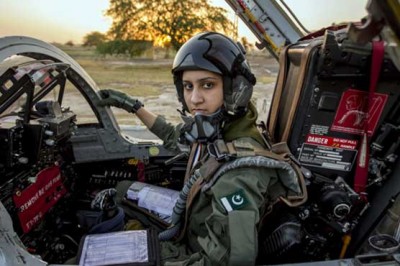 Pakistan Woman
