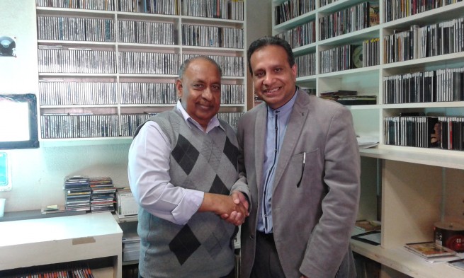 حاجی جاوید عظیمی ہالینڈ کا معروف ریڈیو سنگم پر خصوصی انٹرویو اس موقع پر لی گئی تصویری جھلکیاں