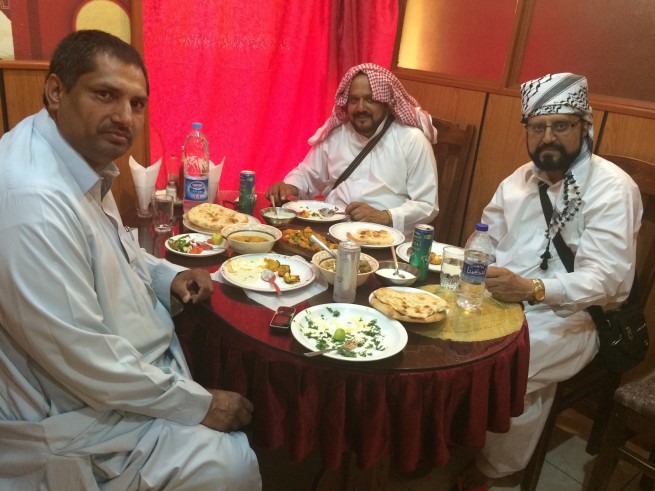 حاجی مزمل حسین صاحب جنہیں عمرہ کی سعادت نصیب ہوئی، عمرہ ادا کرتے ہوئے چند یادگار تصاویر