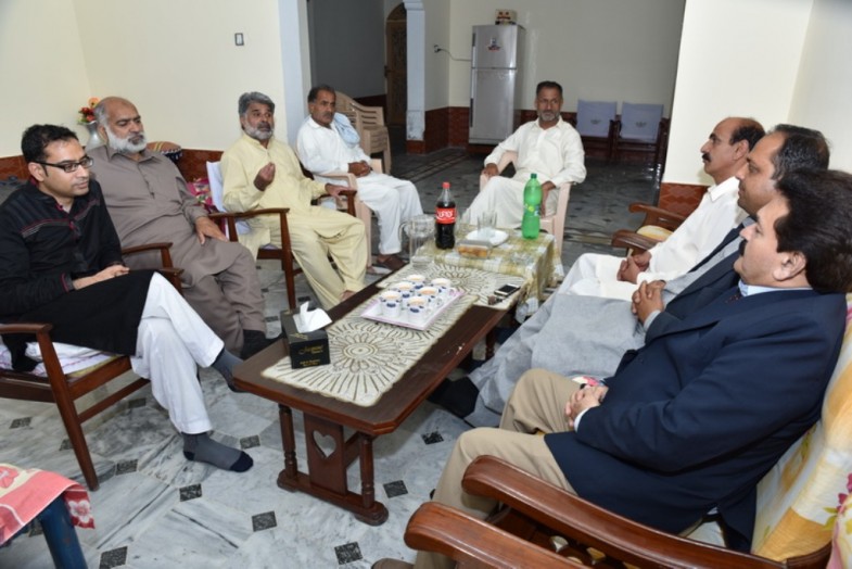 Qari Farooq Ahmad Farooqi Gursy Mother Death Friends Express Condolences 