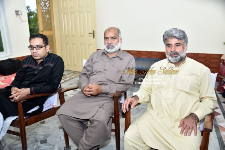 Qari Farooq Ahmad Farooqi Gursy Mother Death Friends Express Condolences 