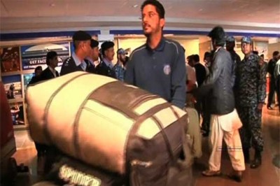 Yemen Pakistani Back