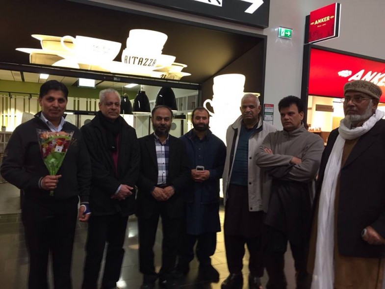 Allama Abdul Latif Chishti Azhari Vienna Airport Welcoming