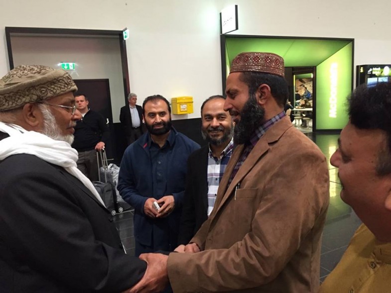 Allama Abdul Latif Chishti Azhari Vienna Airport Welcoming