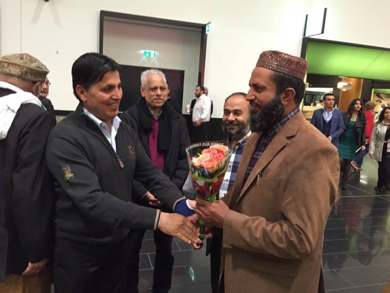 Allama Abdul Latif Chishti Azhari Vienna Airport Welcoming
