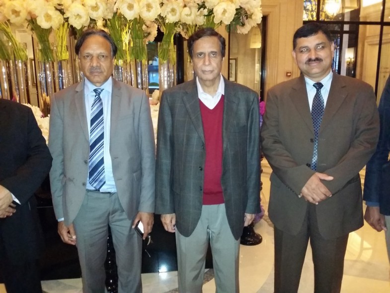 Chaudhry Pervez Elahi Group Poto