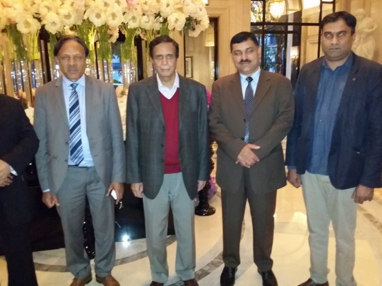 Chaudhry Pervez Elahi Group Poto