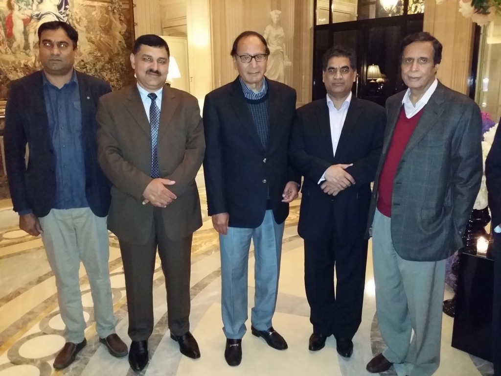 Chaudhry Shujaat Hussain Meeting