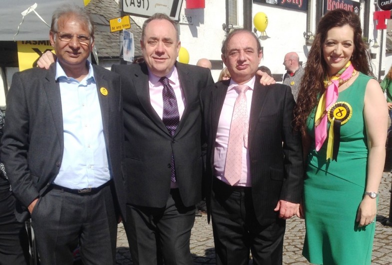 Tahir with Alex Salmond  Ch Ramzan And Tasmeena Sheikh