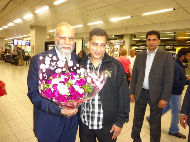 UK Amsterdam Airport Welcome To Mirza Abdul Rashid