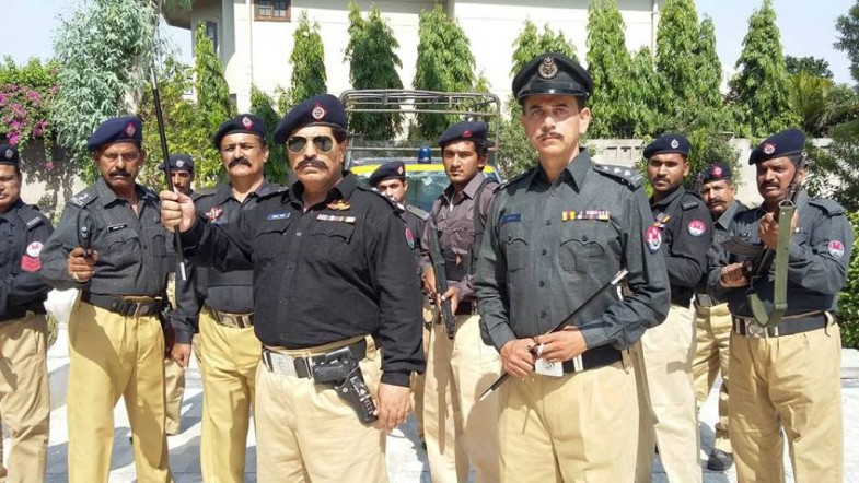 Achhhi Khan Police Officer Character