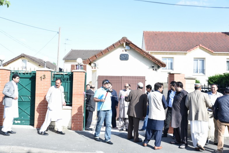 Sajid ur Rehman Sahib in Paris