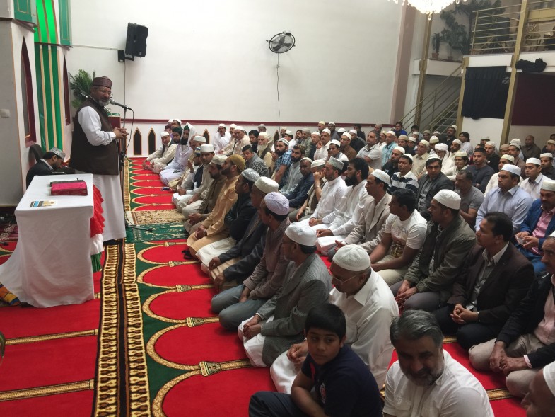 پیرس ادارہ منہاج القرآن میں رمضان المبارک کے پہلا جمعتہ المبارک (3)