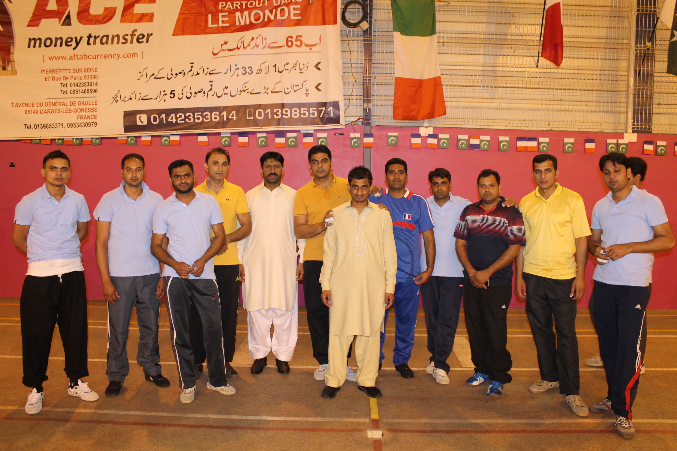 پیرس ۔یورپین والی بال تورنامنٹ (9)