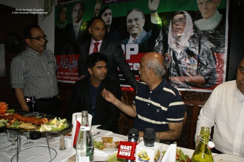 Ashfaq Ahmad and Khursheed Shah Meeting