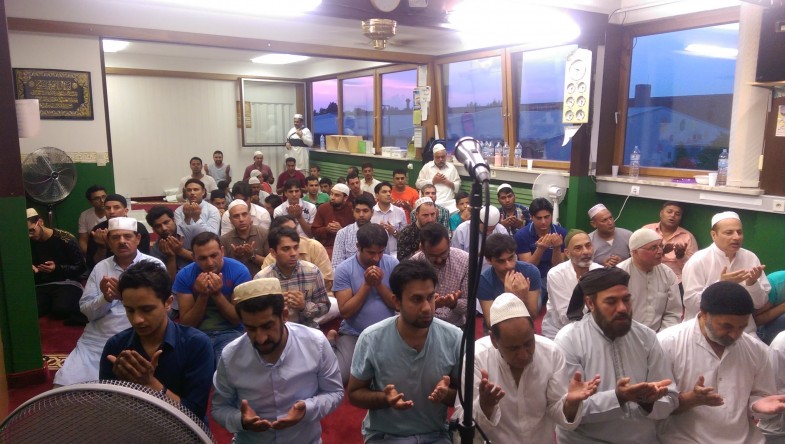 Jamia Masjid Sufia Iftar