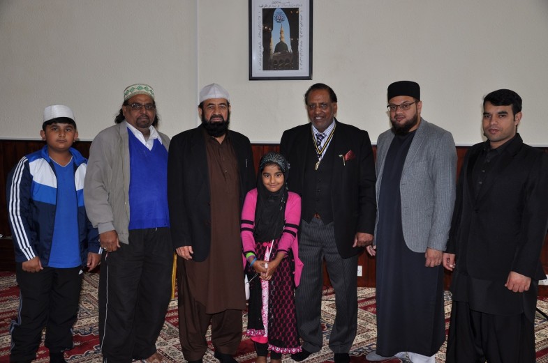 Lord Mayor Ch Abdul Rashid Visit Zia Ul Ummah Centre UK