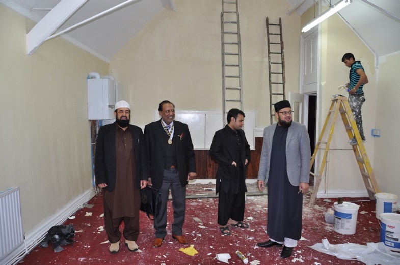 Lord Mayor Ch Abdul Rashid Visit Zia Ul Ummah Centre UK