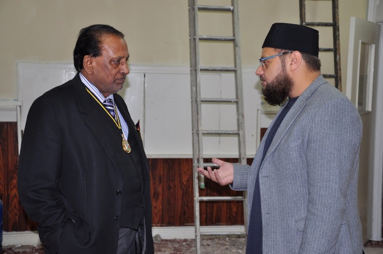 Lord Mayor Ch Abdul Rashid Visit Zia Ul Ummah Centre UK