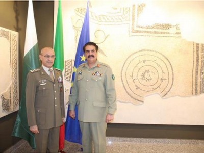 Raheel Sharif And Italy Army Chief
