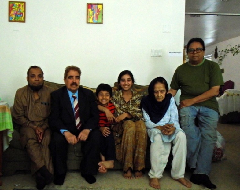 Shakeel Chugtai With Family