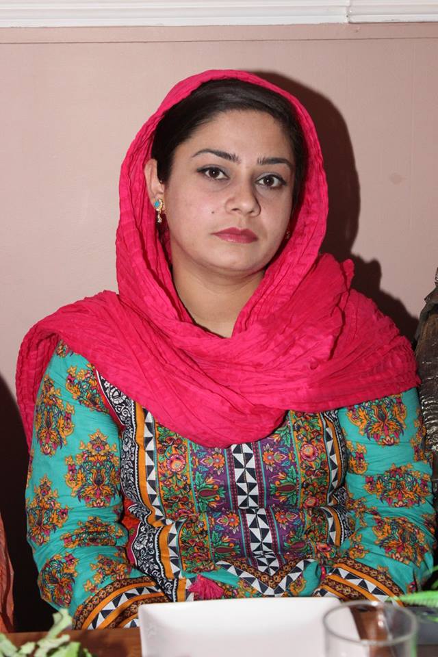 محترمہ ناصرہ خان کی طرف سے افطار پارٹی (28)