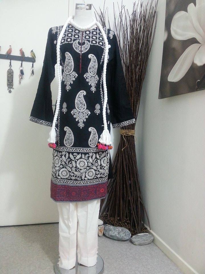 نینا خان فیشن ڈیزاینر موسم گرما کولکشن