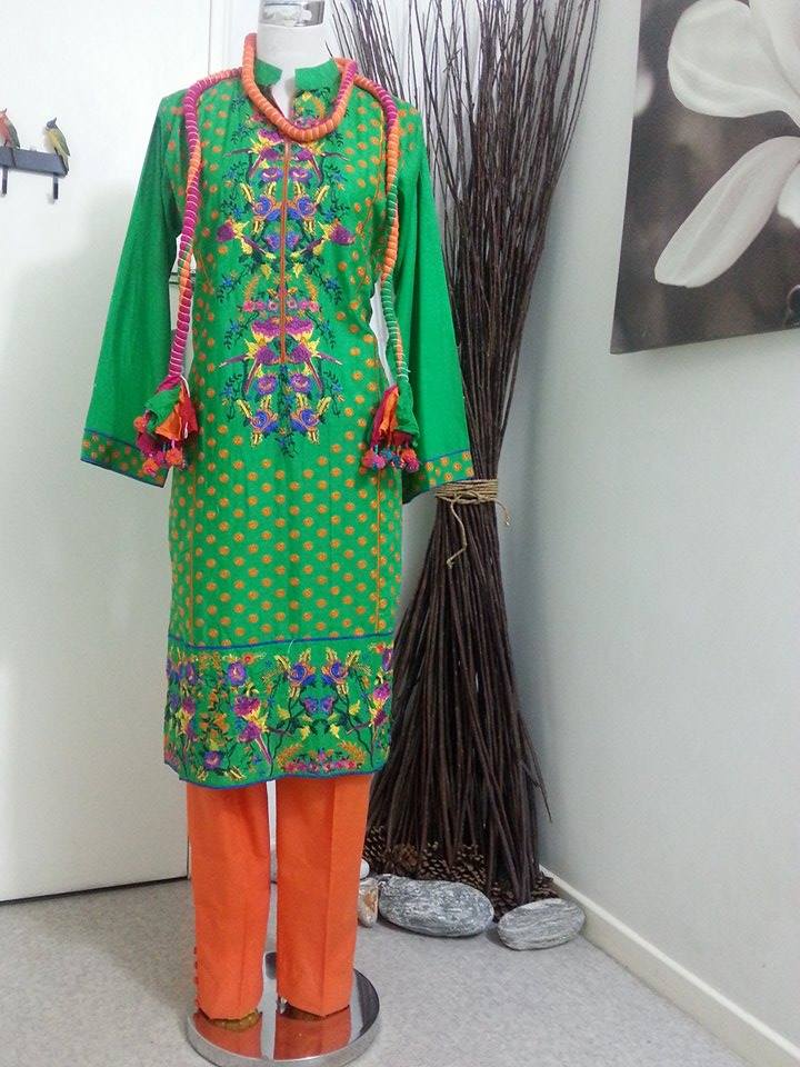 نینا خان فیشن ڈیزاینر موسم گرما کولکشن