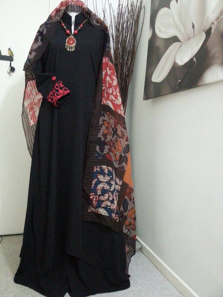 نینا خان فیشن ڈیزاینر موسم گرما کولکشن