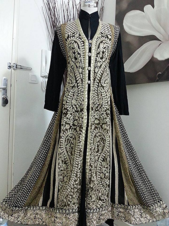 نینا خان فیشن ڈیزاینر موسم گرما کولکشن