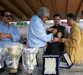 Akram Bajwa Receive Gold Medal