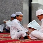 Children Read Quran