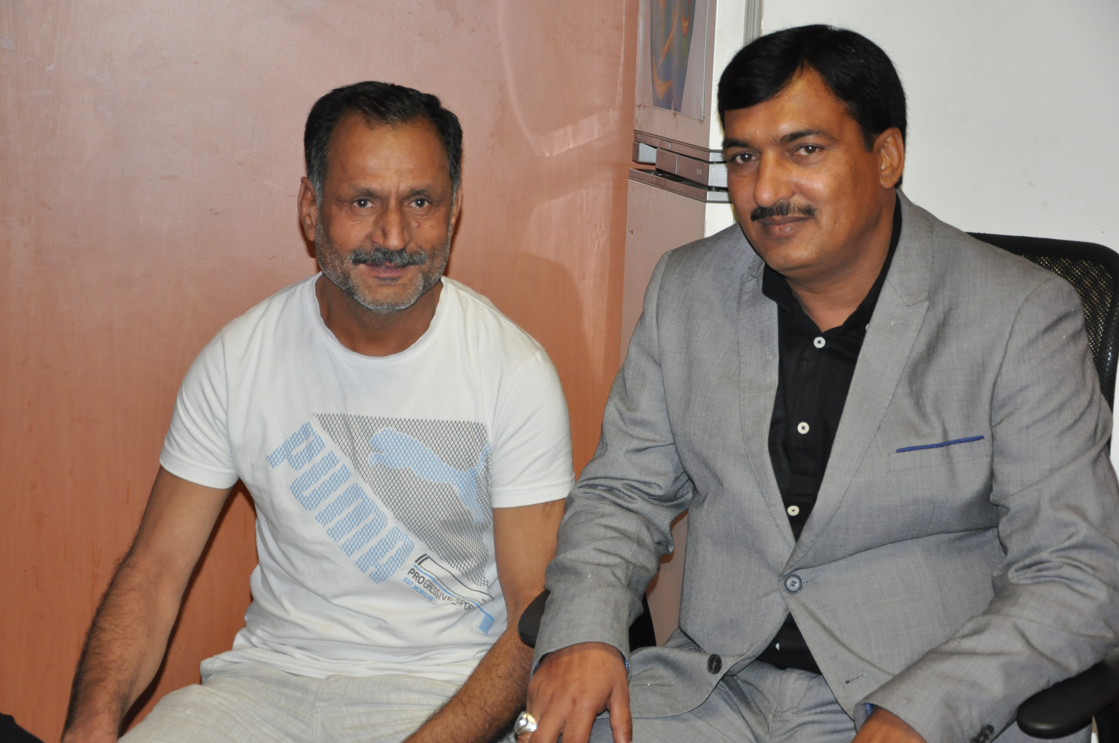 چوہدری اعجاز رنیاں کی قاری فاروق احمد فاروقی سے ملاقات 