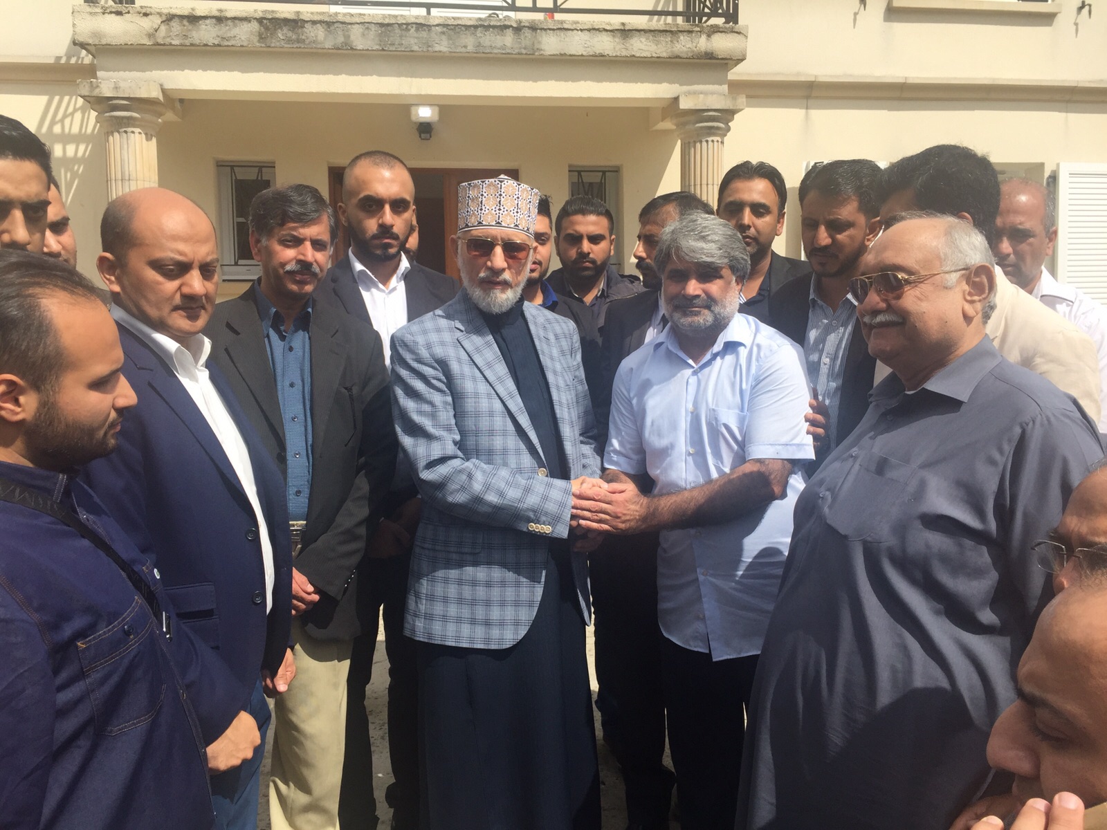 قاری فاروق احمد فاروقی نے ڈاکٹر علامہ طاہرالقادری سے خصوصی طور پر ملاقات