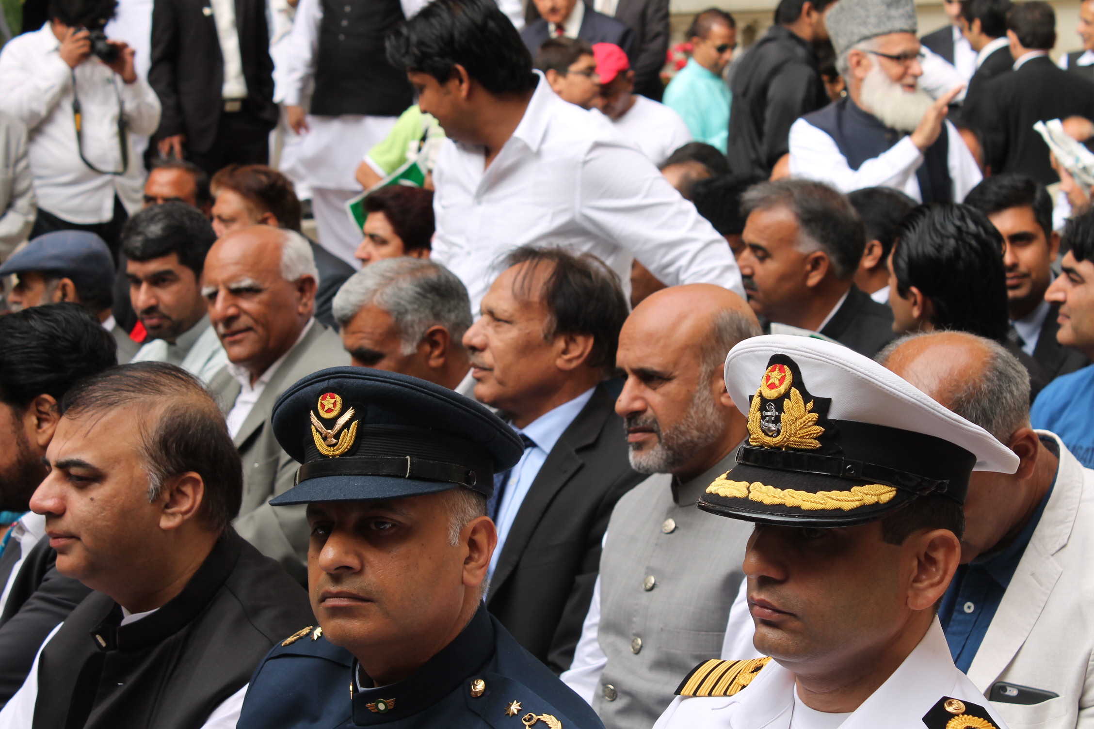 پاکستان کا 69 واں یوم جشن آزادی سفارتخانہ پاکستان فرانس میں جوش وخروش سے منایا گیا (14)