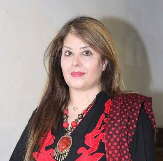 پی ٹی آئی فرانس میں ہونے والی نا انصافیوں کی وجہ سے پارٹی کو چھوڑ رہی ہوں ۔ نینا  خان