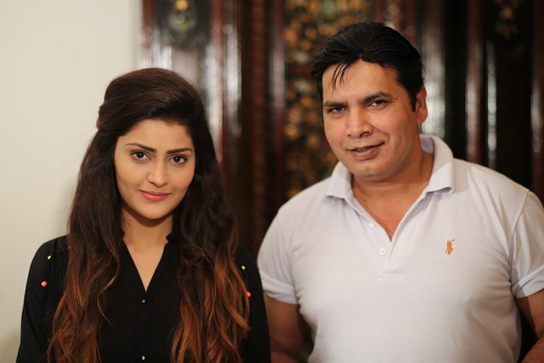 A Hafeez And Maira Khan Beautiful Style