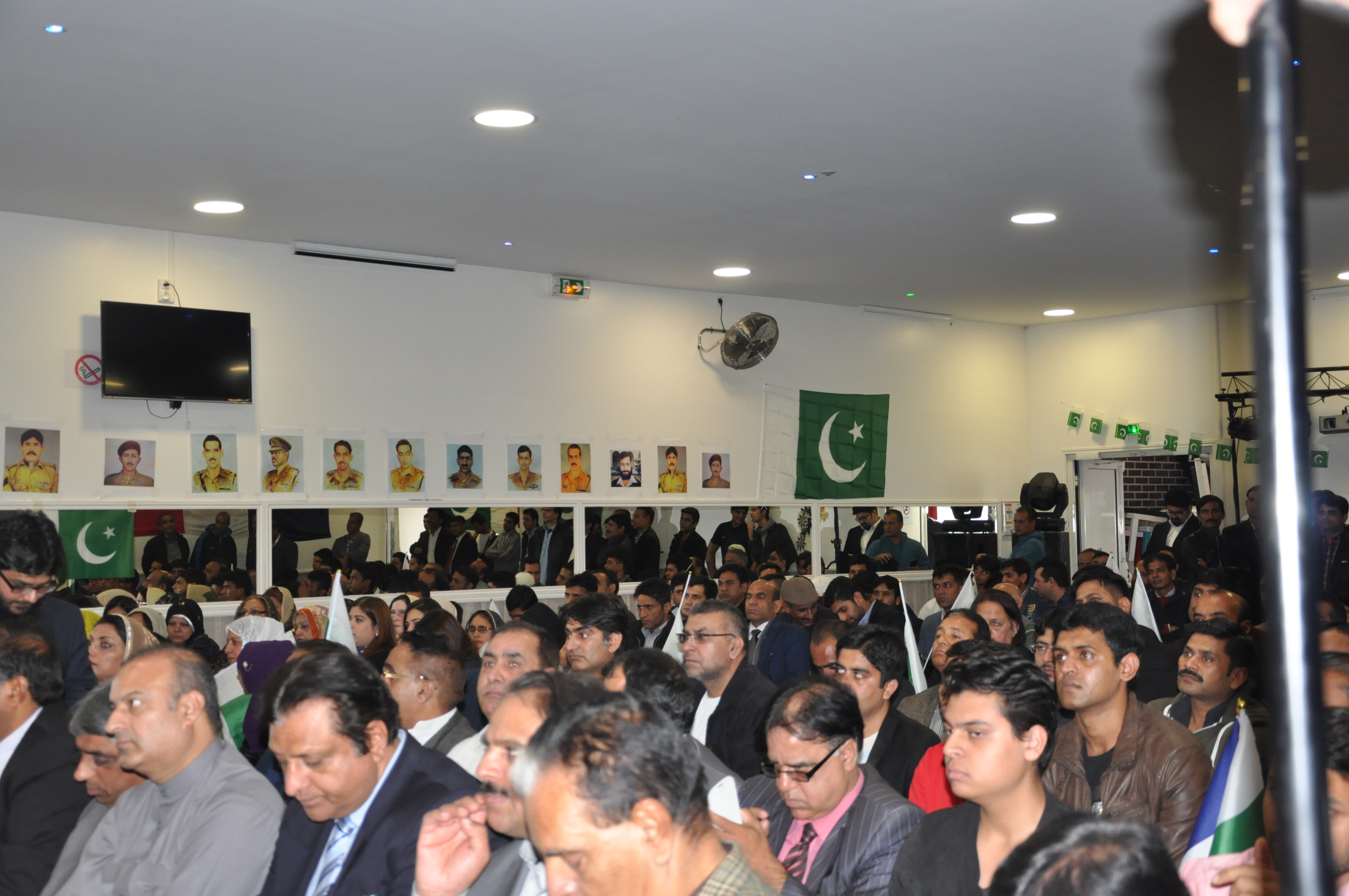 پاکستان کے 50 ویں یوم دفاع کی تقریب کی تصویری جھلکیاں۔