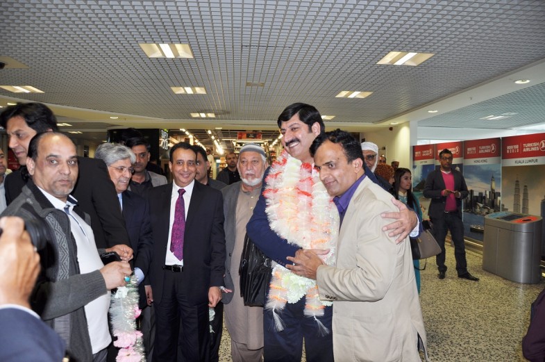 Chaudhry Fakhar ul Zaman Birmingham Airport Welcoming