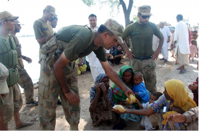 Troops of Pakistan Army during "Flood Relief