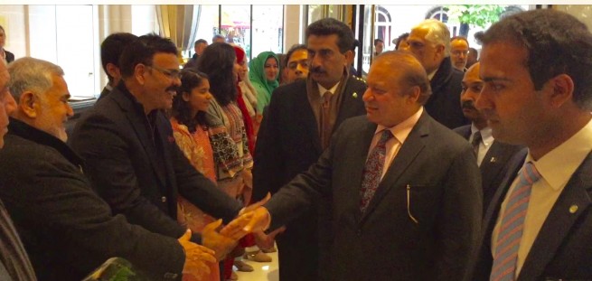 میاں محمد نواز شریف کا پیرس ہوٹل میں پہنچنے پر استقبال