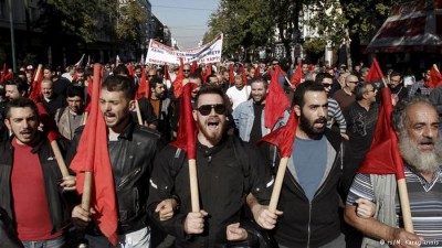 Greece: Thousands of people demonstrated in Athens against government policies