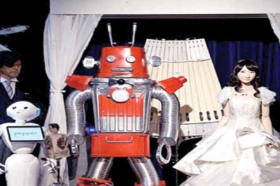 Friend of the bride at a wedding robo