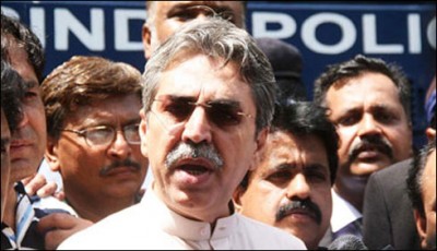 Amir Khan's decision to apply to go